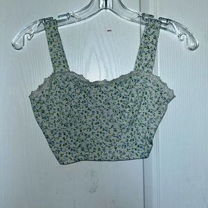 white w/ blue flower print cropped tanktop